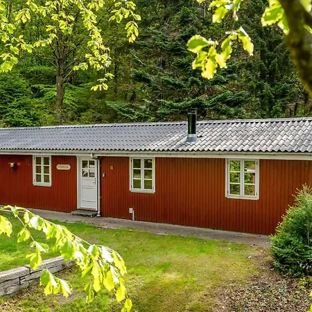 Lilija - 7-9km To The Fjord By Interhome *